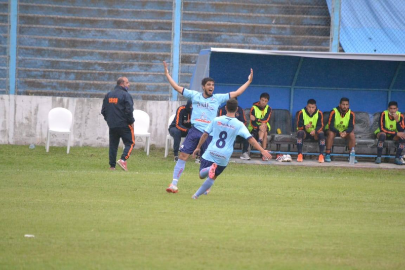 Juventud gan� 3 a 2 y se asegur� la clasificaci�n