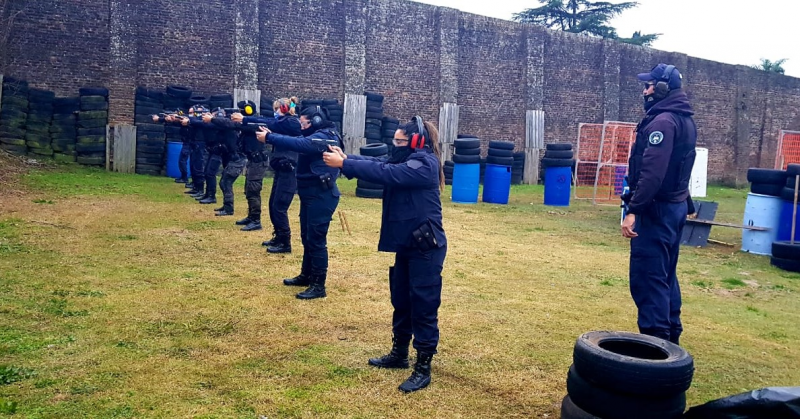 M�s de 1.200 efectivos policiales realizan entrenamiento de pol�gono en el Tiro Federal