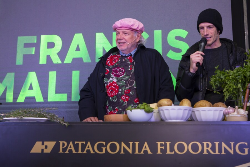 Ivn de Pineda y Francis Mallmann encabezaron la presentacin de Patagonia Flooring en Pergamino