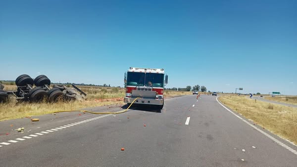 Accidente de tránsito: Vuelco en la Autopista cerca del Hotel Howard