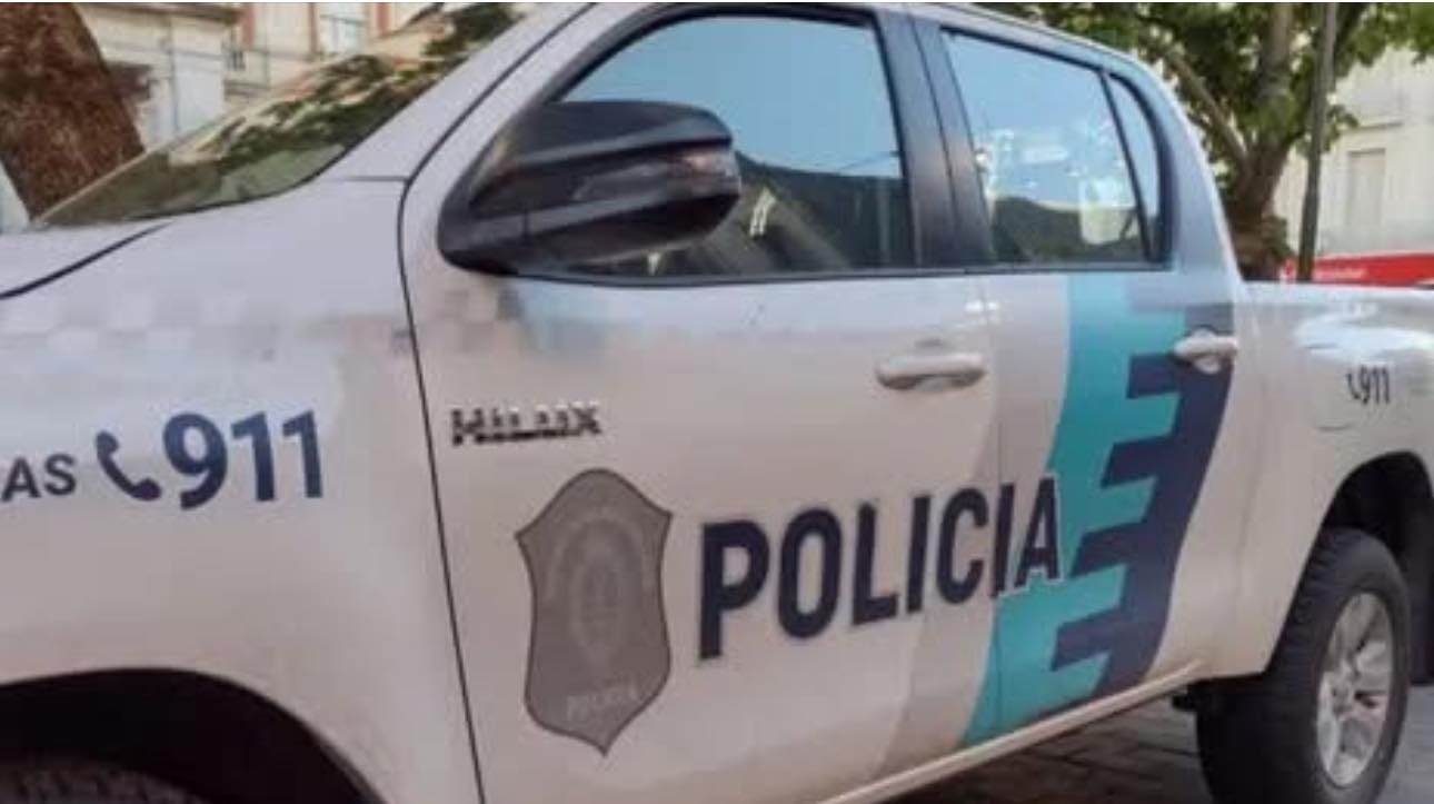 Un joven recibió un disparo en la espalda mientras caminaba en el barrio 12 de Octubre