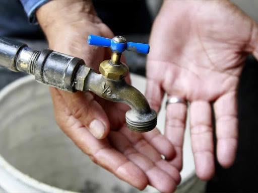 Vecinos de barrio Ameghino desde  este sábado que no tienen agua