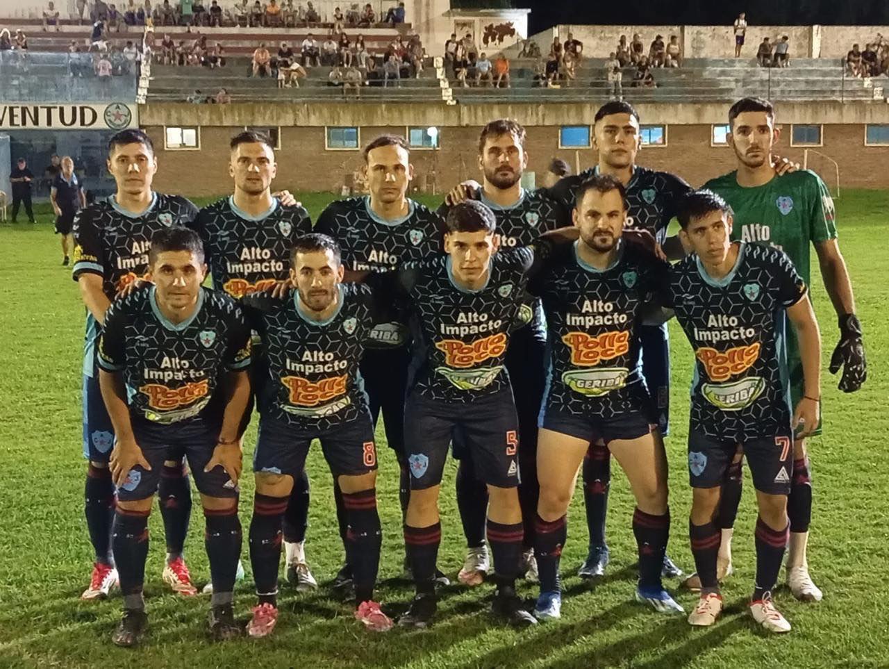 Juventud goleó a Porteño de Colón y consiguió su  primer triunfo en el 5 Ligas