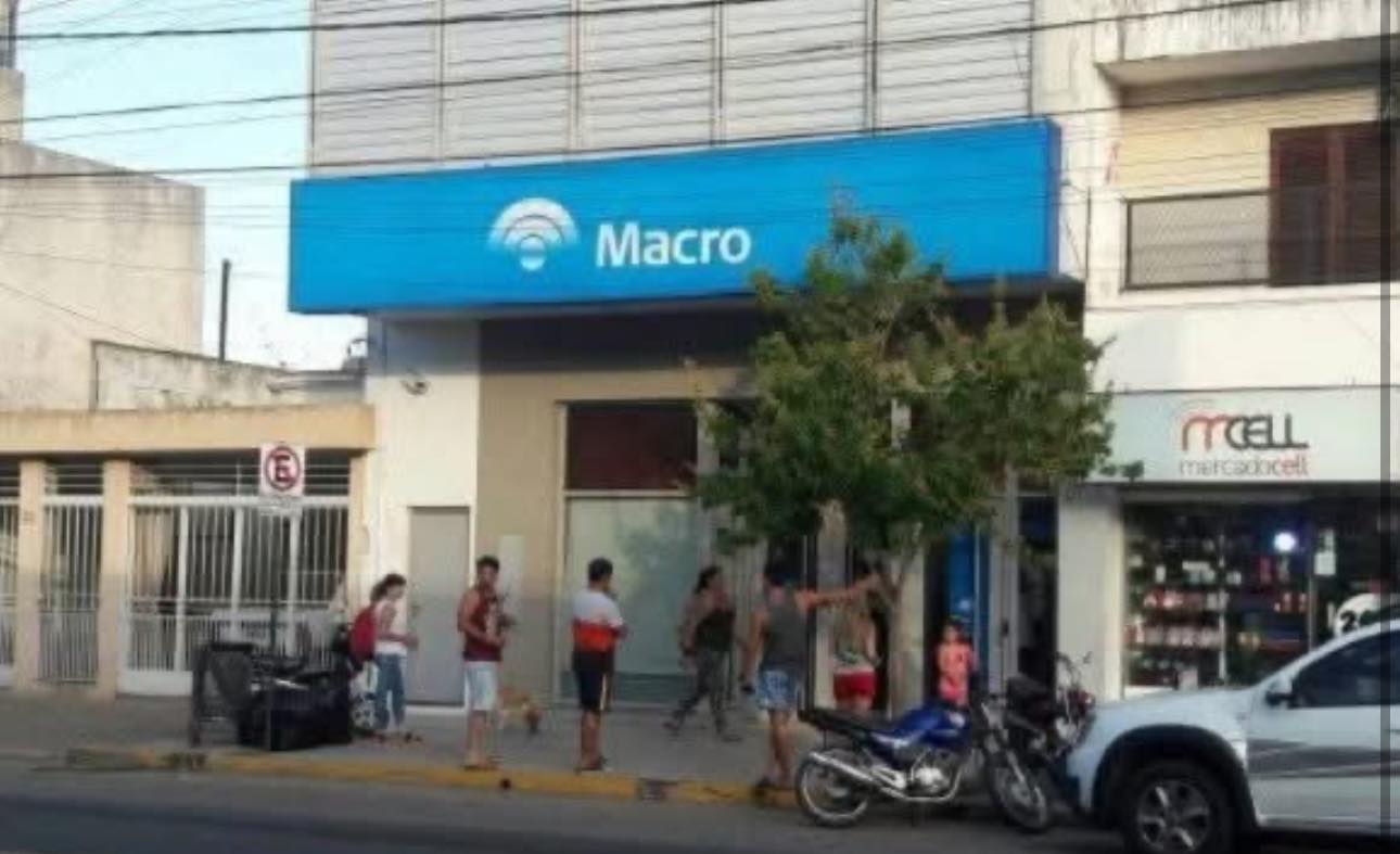 Cerró la sucursal del Banco Macro del Barrio Centenario