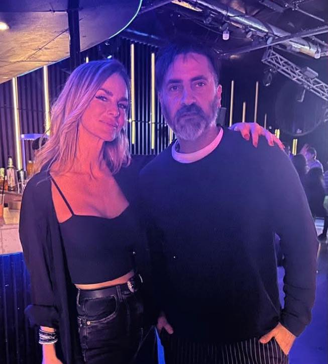 Robots led y talento local: el pergaminense que deslumbró en la fiesta de Esperanza Castro