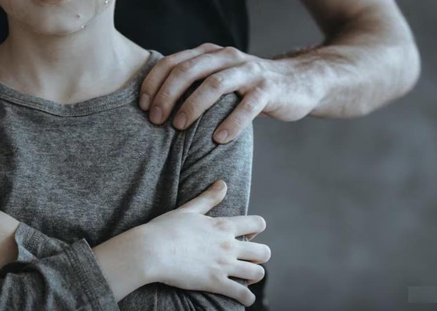Investigan un caso de  abuso sexual a una menor