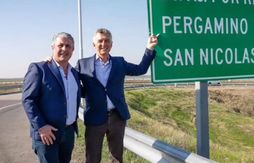 Javier Martínez, con un pie y medio afuera del frente LLA-PRO