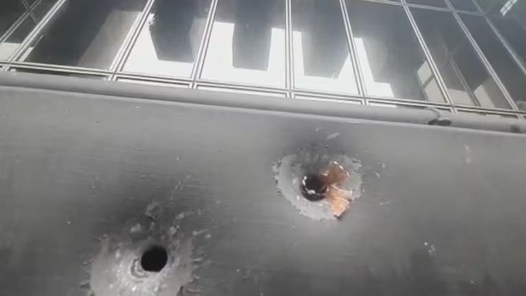 Efectuaron disparos contra  una casa de barrio La Lomita