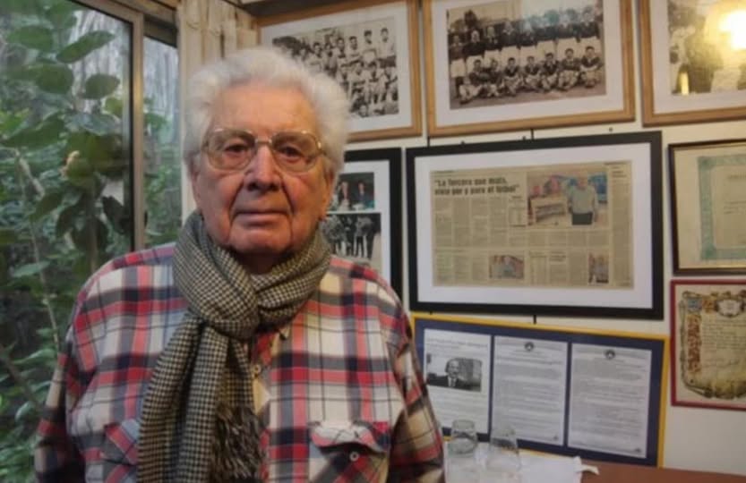 Fue el creador de la 'selección fantasma', convivió con Bilardo, dirigió a Menotti y a los 98 años sigue dando cátedra de fútbol