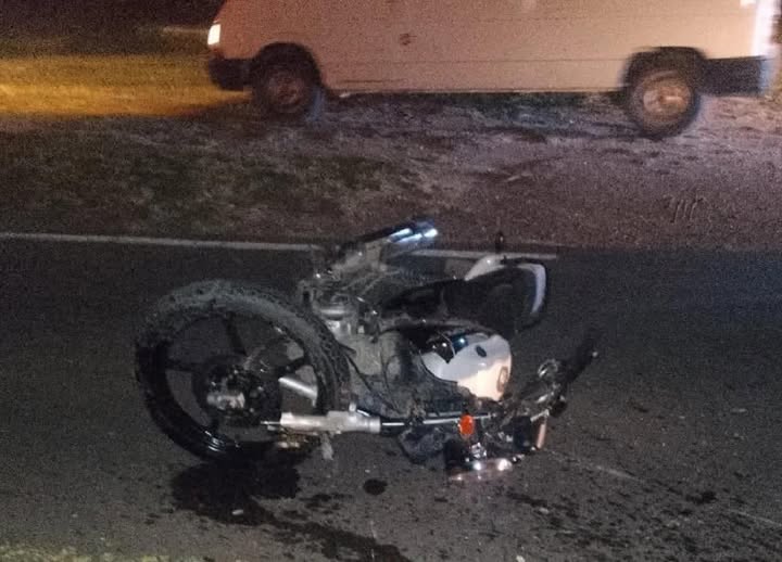 Accidente en Ruta 8: dos jóvenes  hospitalizados tras un choque