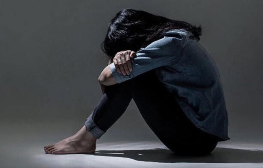 Una mujer fue hospitalizada  tras intentar quitarse la vida