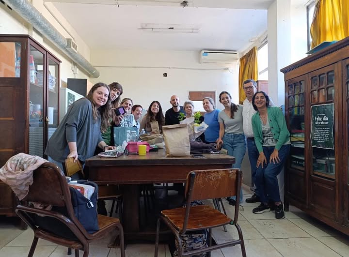 ARVIS continúa gracias a la unión de docentes y estudiantes, aunque el camino aún no está asegurado