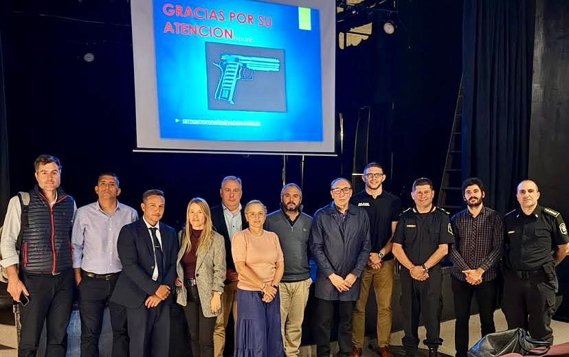 Jornada de capacitación sobre  armas de fuego en Pergamino