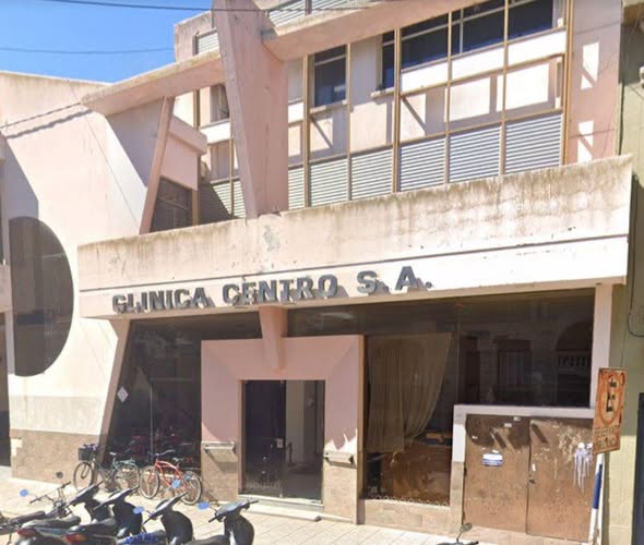 Allanamiento en la Clínica Centro: interviene la división de Delitos Económicos y Contables de la Policía Federal