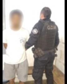 Robó un par de zapatilla  y más tarde lo detuvieron