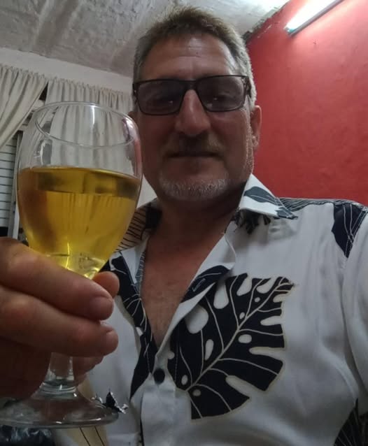 La despedida de una voz  querida: Miki Yomaiel  dice adiós a los escenarios