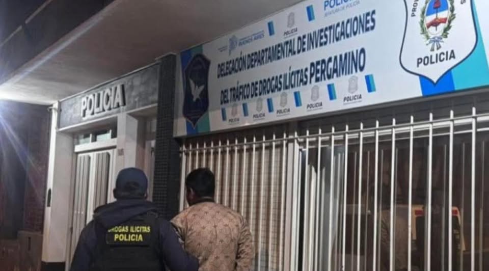 Detuvieron a tres policías por 'abuso de arma y amenazas'