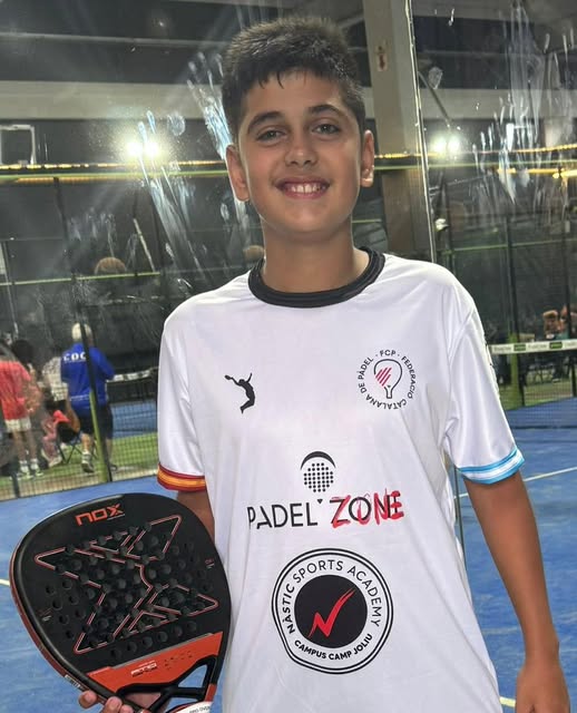 Talento, familia y sacrificio:  Vitto Benvenutto llega  a la élite mundial del pádel