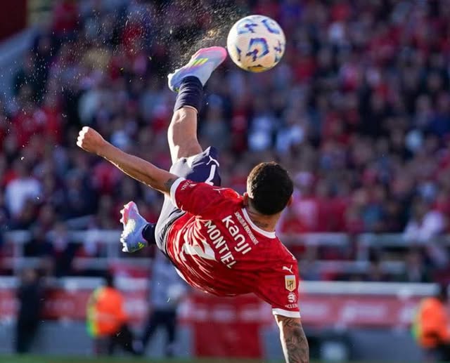 Santiago Montiel ganó  el Premio Puskás  al mejor gol del año