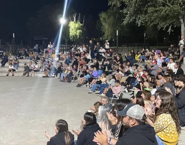 Teatro Bajo las Estrellas: gran inicio en el anfiteatro del Parque Ugarte