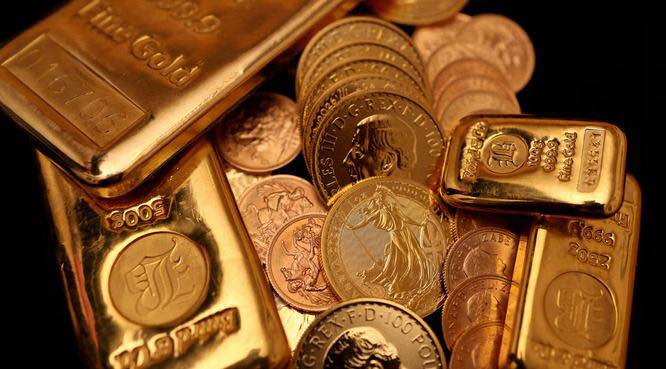 El oro marcó un nuevo récord  y se acercó a los US$4900