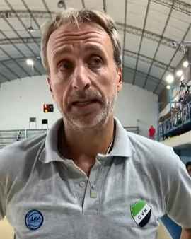 Villa Mitre fue contundente y profundizó el mal momento de Pergamino Básquet