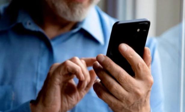 Un jubilado perdió 2 millones  de pesos tras un engaño digital