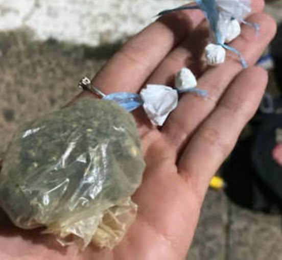 Cayó de madrugada con droga: la Policía lo sorprendió con cocaína, marihuana