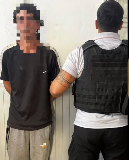 Allanamiento por amenazas agravadas: un aprehendido y secuestro de armas blancas