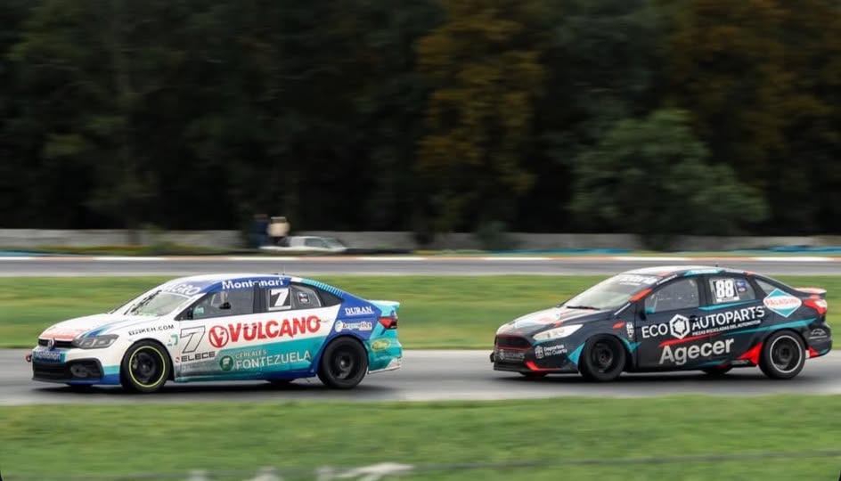 Abandono en Rosario: Domenech no pudo cerrar un buen fin de semana en el TN Clase 3