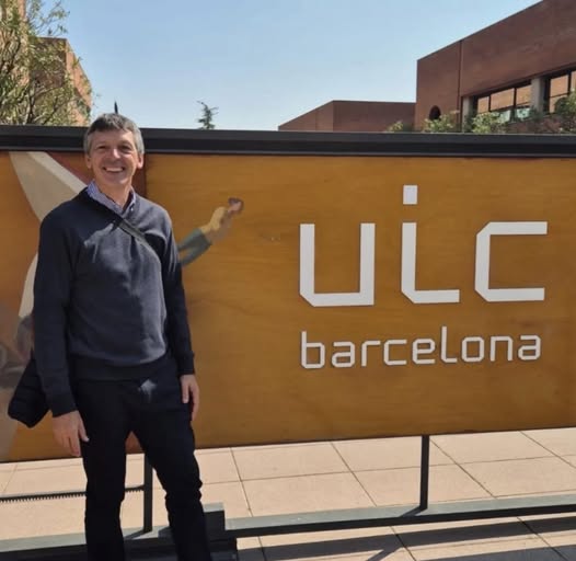 Germán Debeljuh presentó 'Sexualidad: ¡Hablemos!' en el Instituto de Estudios Superiores de la Familia (UIC)