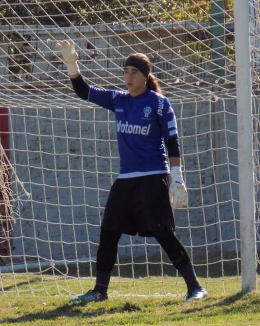 Herencia de arqueros, sueños de Primera: la historia de Adolfo Andrade en Huracán 