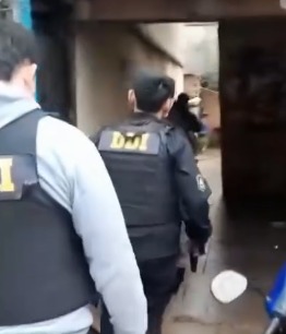 Allanamientos por homicidio: cayó 'Pascualito' con droga, un arma y dinero