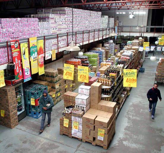 Golpe al bolsillo: la inflación mayorista se disparó al 5,2% y duplicó al IPC