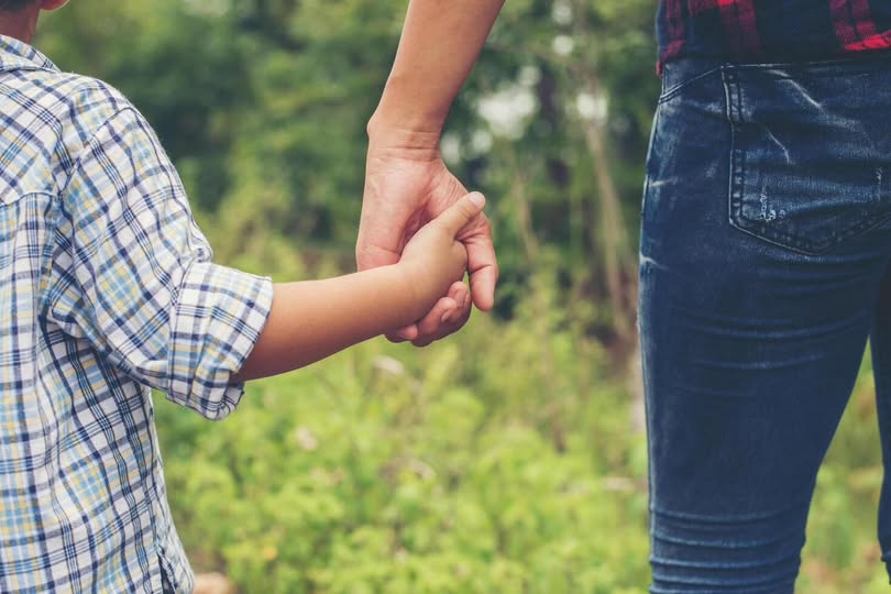 Discusión familiar terminó con agresiones a un padre y su hijo de 7 años