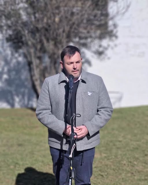 Rojas rinde homenaje a Martín Miguel de Güemes en un emotivo acto encabezado por el intendente Román Bouvier